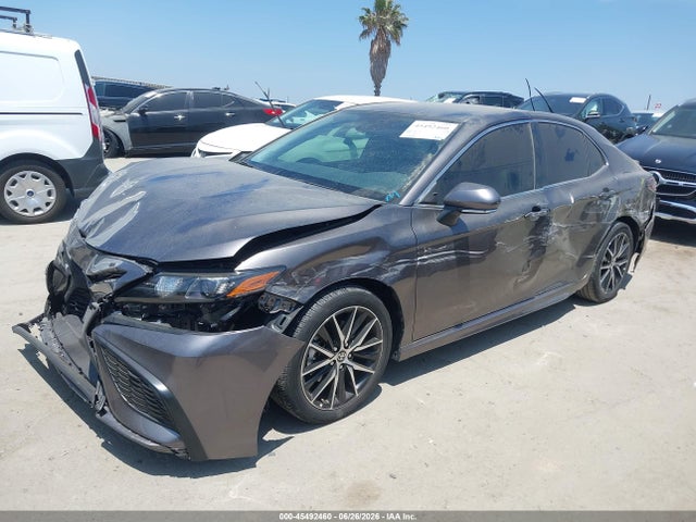 2024 Toyota CAMRY SE — фото 2