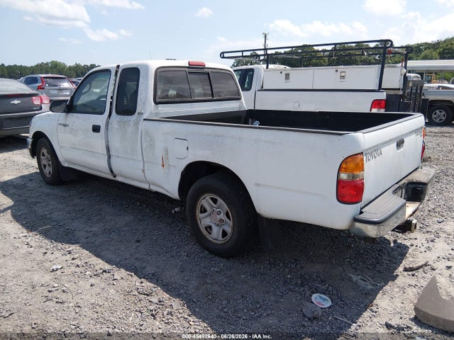 2003 Toyota TACOMA photo 3