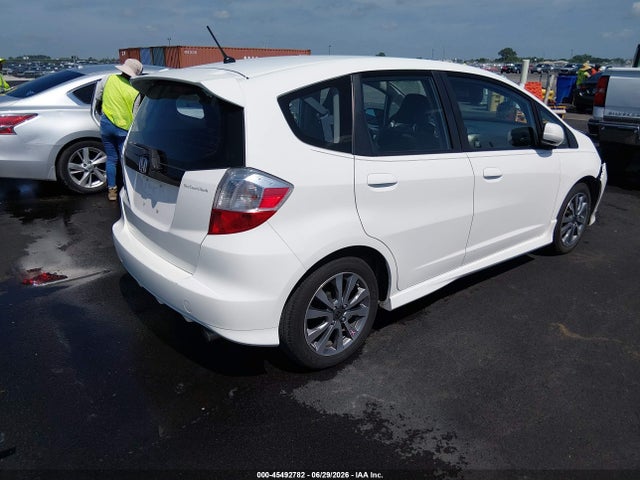 صورة 4 لـ 2013 Honda FIT SPORT