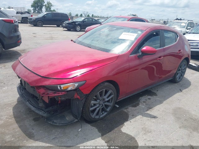 صورة 2 لـ 2021 Mazda MAZDA3 SELECT