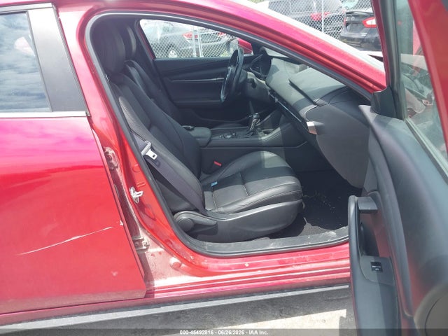 صورة 5 لـ 2021 Mazda MAZDA3 SELECT