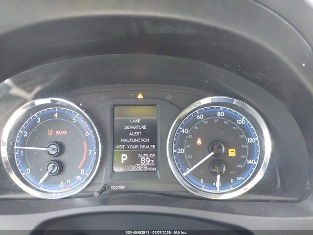 2018 Toyota COROLLA LE photo 7