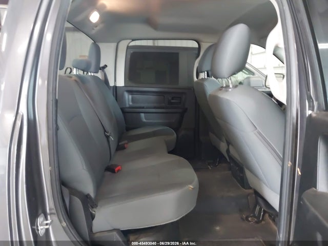 صورة 8 لـ 2016 RAM 1500 TRADESMAN