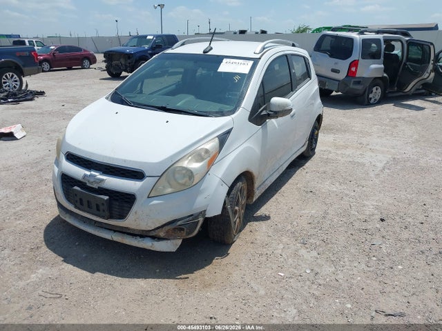 2014 Chevrolet SPARK 2LT AUTO — фото 2