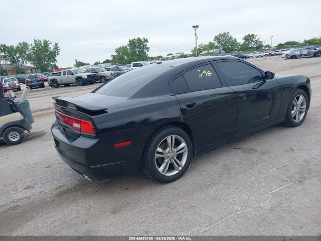 2013 Dodge CHARGER SXT PLUS — фото 4