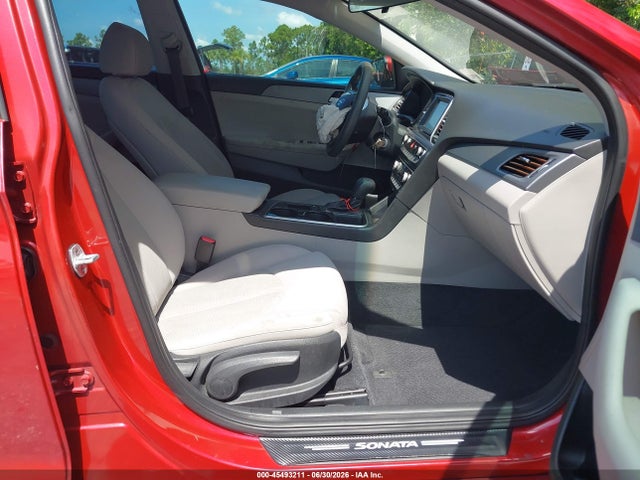 صورة 5 لـ 2018 Hyundai SONATA SE