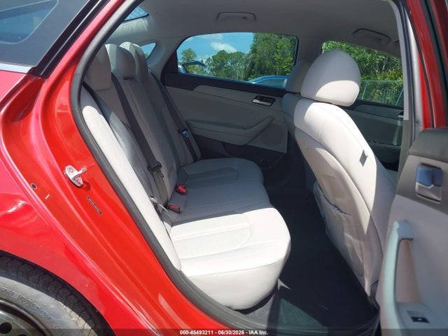 صورة 8 لـ 2018 Hyundai SONATA SE