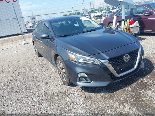 2021 NISSAN ALTIMA SV FWD