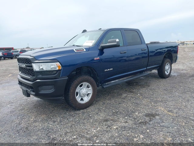 صورة 2 لـ 2021 RAM 2500 TRADESMAN 4X4 8' BOX