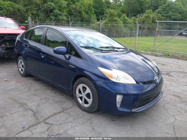 2014 TOYOTA PRIUS THREE