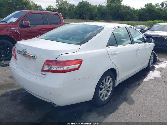 صورة 4 لـ 2011 Toyota CAMRY XLE V6