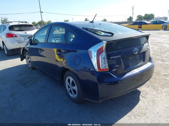 2013 Toyota PRIUS THREE — фото 3