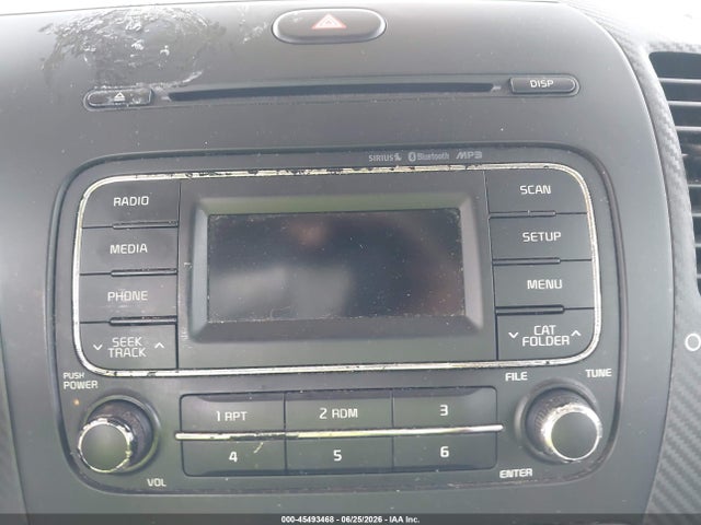 صورة مصغرة 12 لـ 2015 KIA FORTE EX