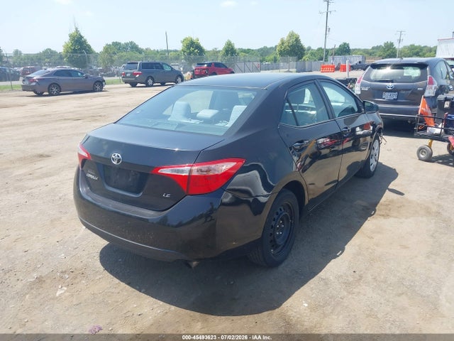 2016 Toyota COROLLA LE photo 4