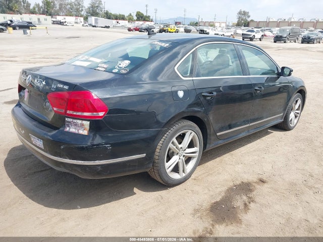 صورة 4 لـ 2015 Volkswagen PASSAT 2.0L TDI SE