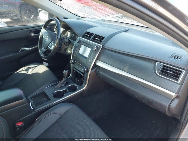 2017 TOYOTA CAMRY SE 5