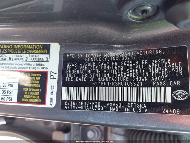 2017 TOYOTA CAMRY SE 9