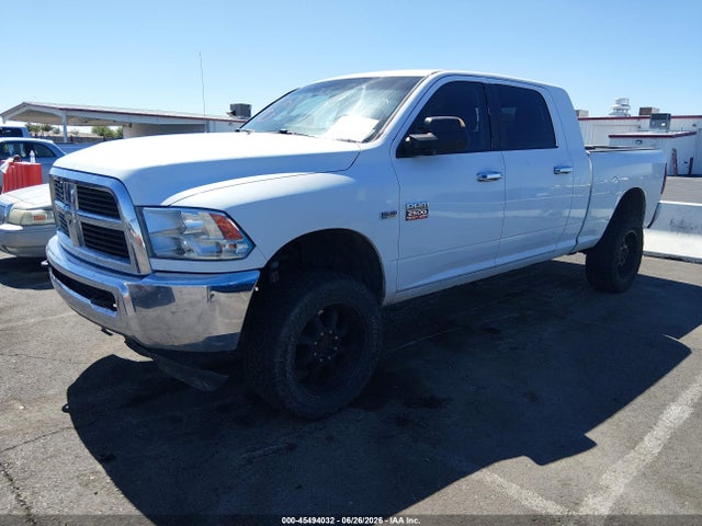 2011 RAM RAM 2500 SLT — фото 2