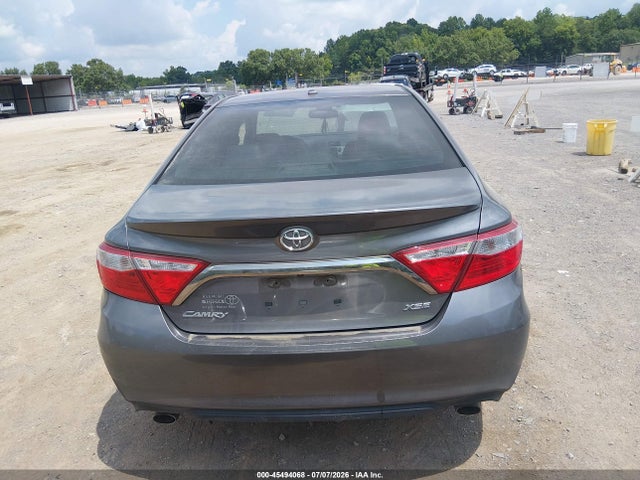 2017 Toyota CAMRY XSE V6 thumbnail 16