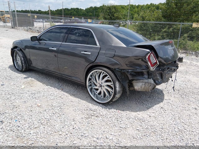 صورة 3 لـ 2017 Chrysler 300C