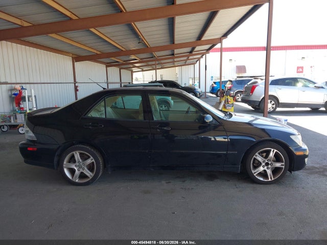 صورة مصغرة 13 لـ 2005 Lexus IS 300