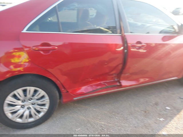 2013 Toyota CAMRY LE photo 6