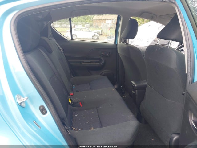 صورة 8 لـ 2016 Toyota PRIUS C TWO