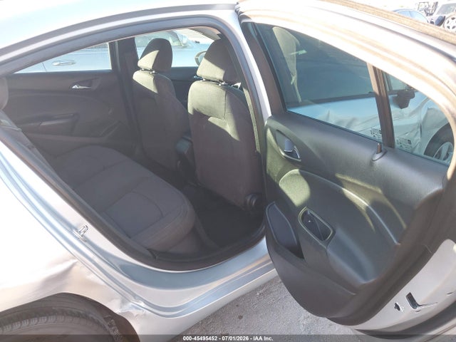صورة 8 لـ 2018 Chevrolet CRUZE LS AUTO
