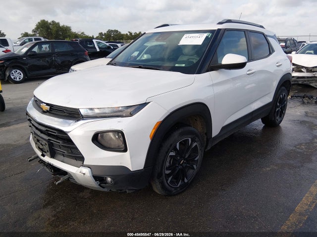 2022 CHEVROLET TRAILBLAZER AWD LT 2