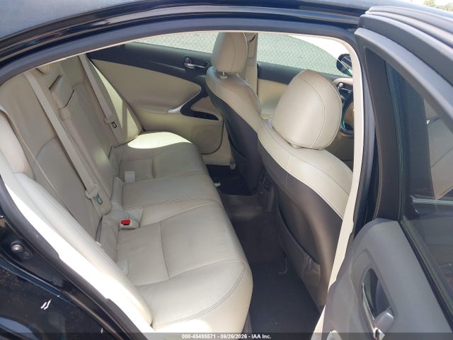 2012 Lexus IS 250 — фото 8