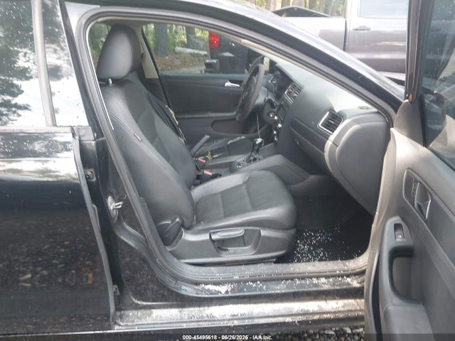 صورة 5 لـ 2011 Volkswagen JETTA 2.5L SE