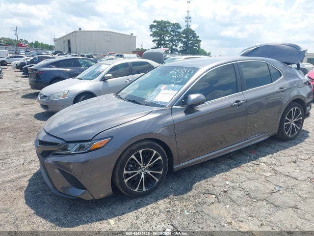 2018 Toyota CAMRY SE 照片 2