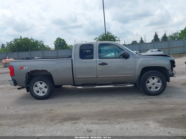 2013 Chevrolet SILVERADO 1500 LT 缩略图 13