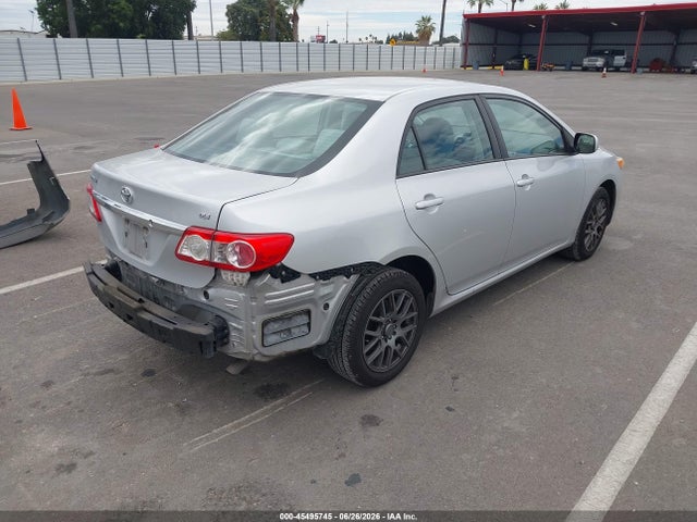 صورة 4 لـ 2012 Toyota COROLLA LE