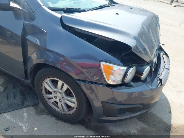 صورة مصغرة 17 لـ 2016 Chevrolet SONIC LT AUTO