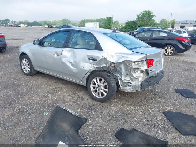 صورة 3 لـ 2010 KIA FORTE LX