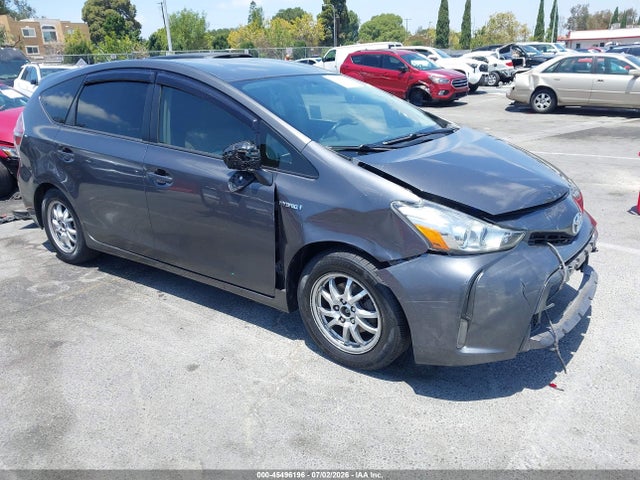 2016 TOYOTA PRIUS THREE