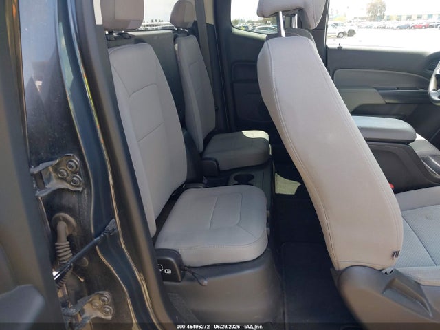 صورة 8 لـ 2017 Chevrolet COLORADO 2WD WT