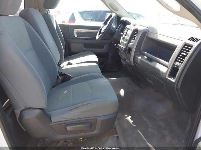 2019 RAM 1500 CLASSIC 照片 5