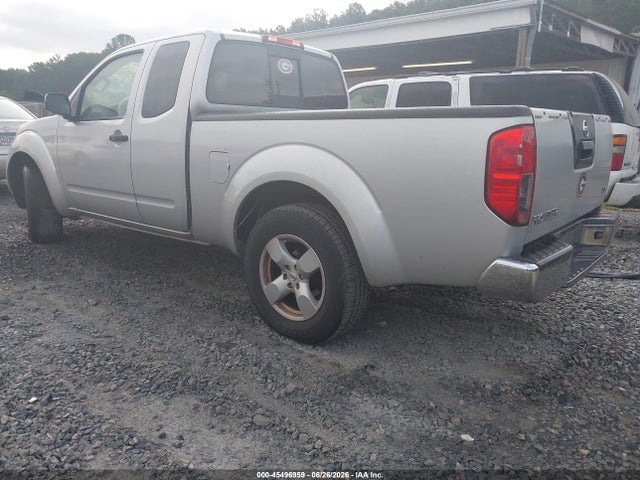 2013 Nissan FRONTIER SV — фото 3