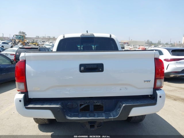 2019 Toyota TACOMA 缩略图 16