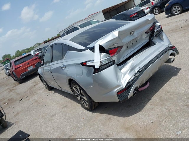 2022 NISSAN ALTIMA SV FWD 3