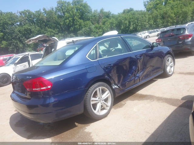 2014 Volkswagen PASSAT 2.0L TDI SE 照片 4