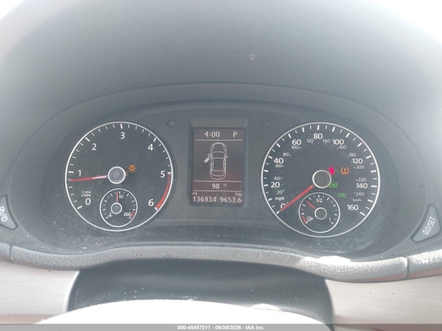 2014 Volkswagen PASSAT 2.0L TDI SE 照片 7