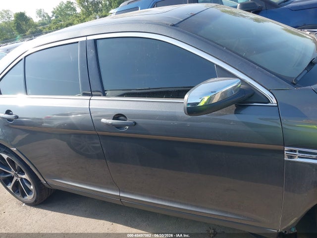 2016 FORD TAURUS LIMITED — миниатюра 13