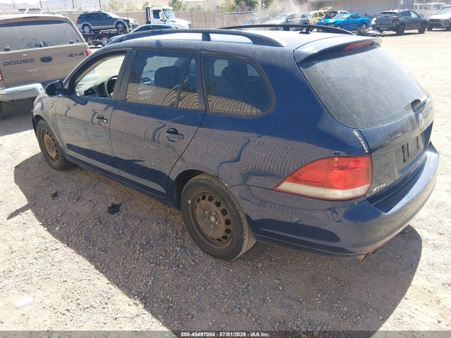 صورة 3 لـ 2011 Volkswagen JETTA SPORTWAGEN 2.5L S