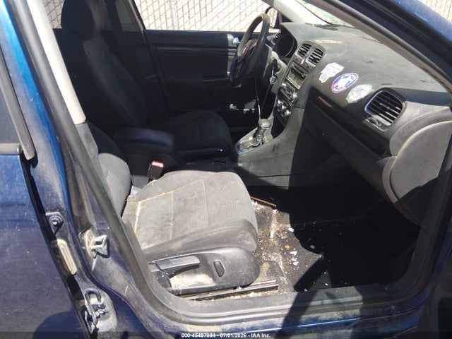 صورة 5 لـ 2011 Volkswagen JETTA SPORTWAGEN 2.5L S