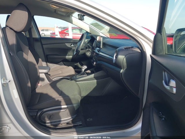 صورة 5 لـ 2019 KIA FORTE LXS