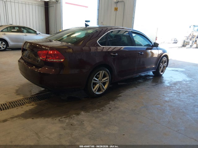 2014 Volkswagen PASSAT 1.8T SE photo 4