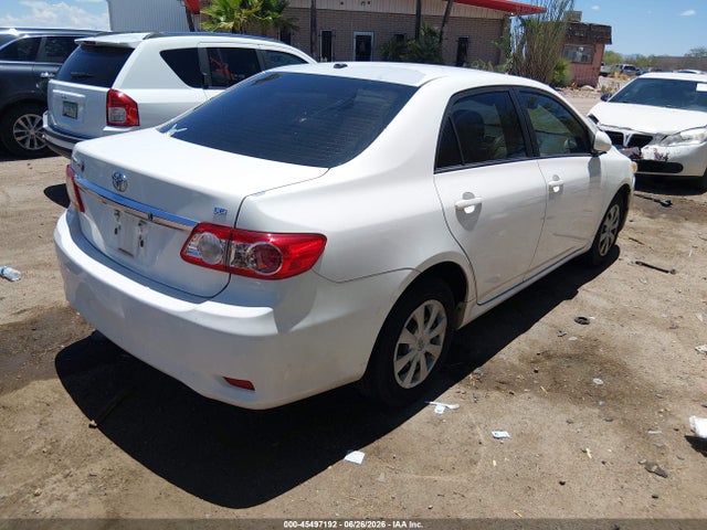 2011 Toyota COROLLA LE photo 4